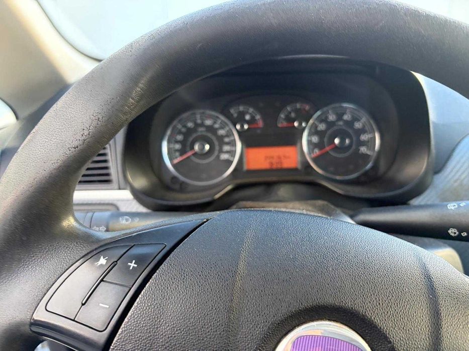 Fiat Punto Branco