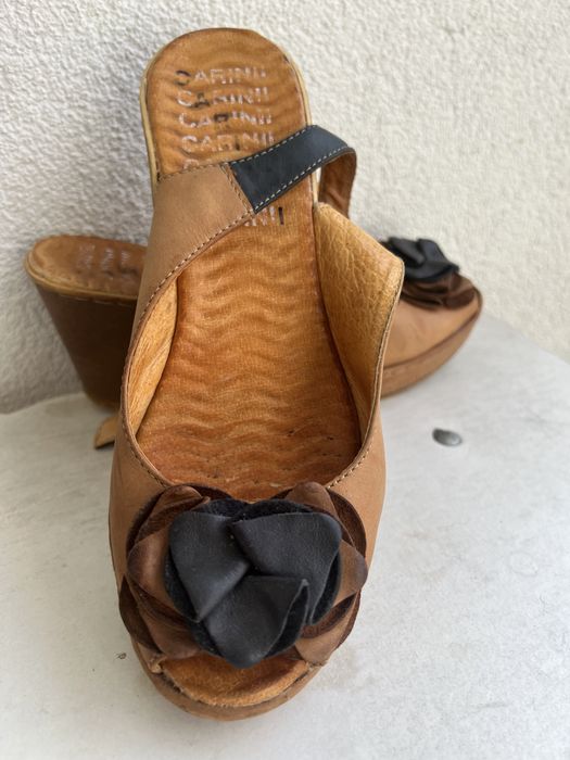 Buty ze skóry r. 36 na koturnie malo uzywane
