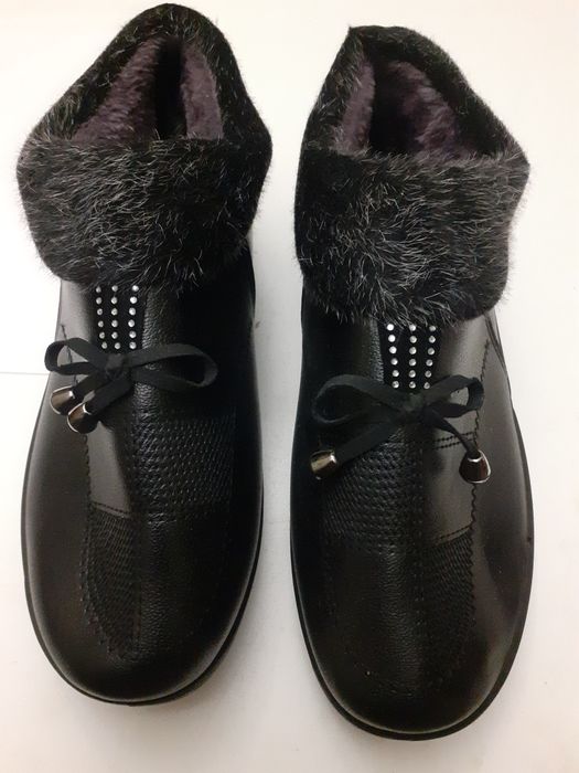 Ботинки женские кожзам на искусственном меху размер  по стельке 24,8 с