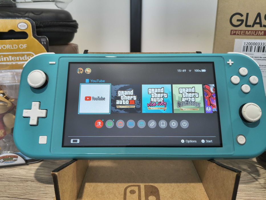 Nintendo Switch Lite, stan idealny, zestaw