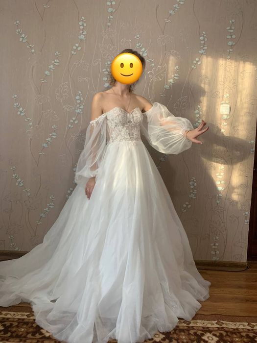 Весільні сукні. Стан нових