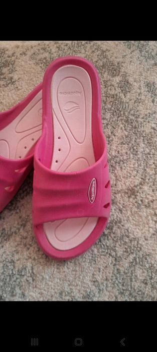 klapki basenowe  i ni tylko