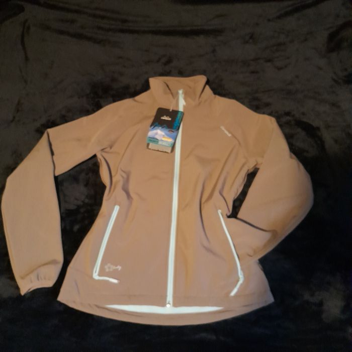 Nowy Softshell Campus M 38 Noemi