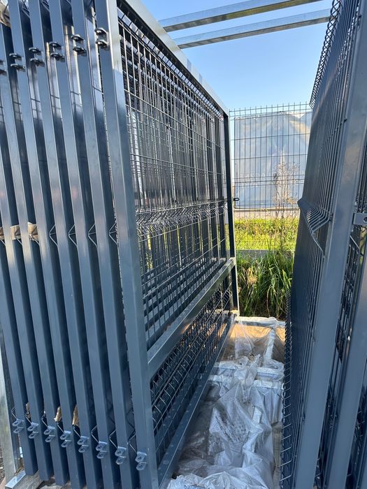 Ogrodzenie panelowe 3D KOMPLET słupki panele podmurówki obejmy BRAMY