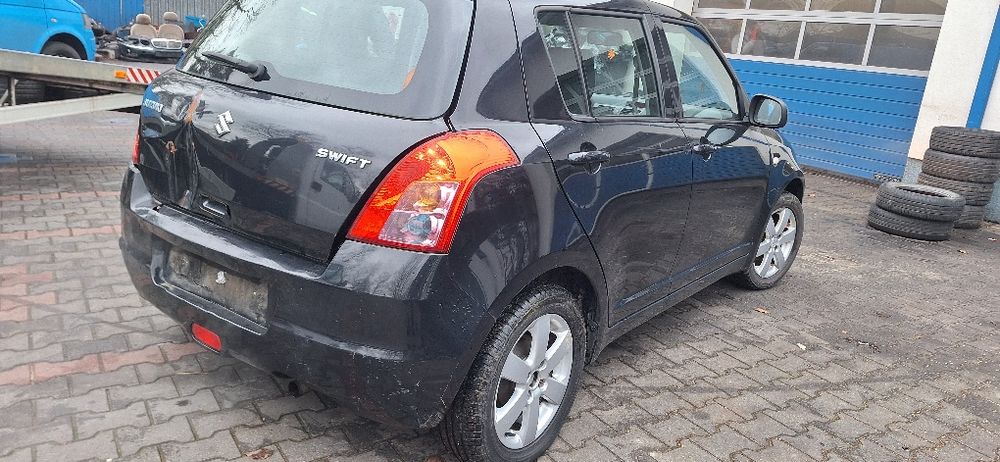 Cale na czesci Suzuki Swift mk6 1.3 benzyna