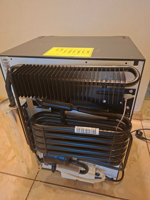 lodówka absorpcyjna mała ,Dometic 230V