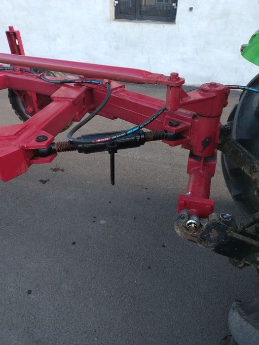 Pług polzawieszany 5 skib Unia Grudziądz