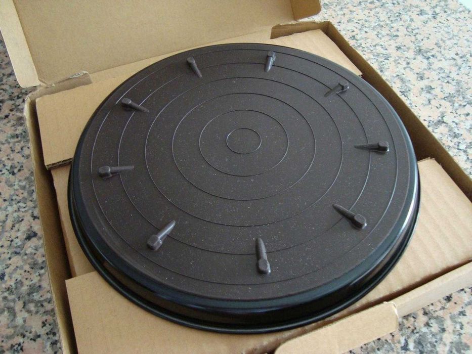 Bandeja para confecionar em Micro-Ondas de forma crocante