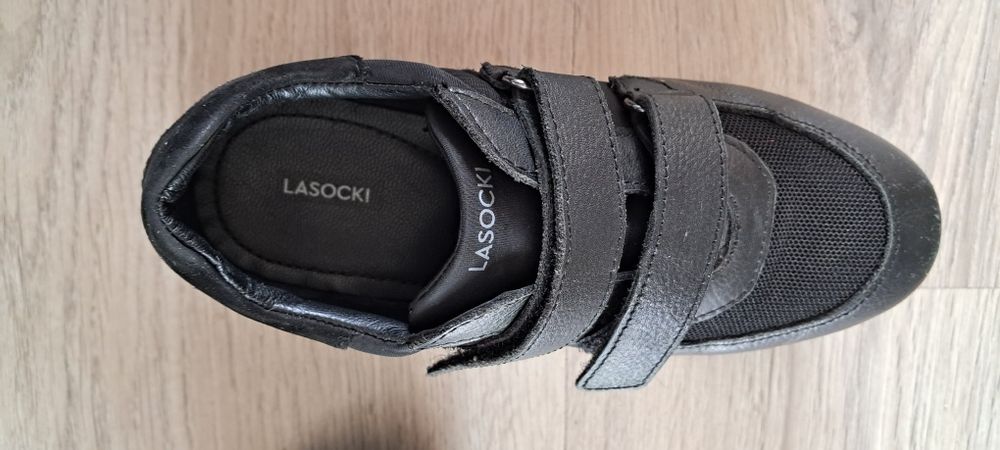 Buty Lasocki. Rozm.32. Skórzane.  Stan bardzo dobry.  Założone  z dwa