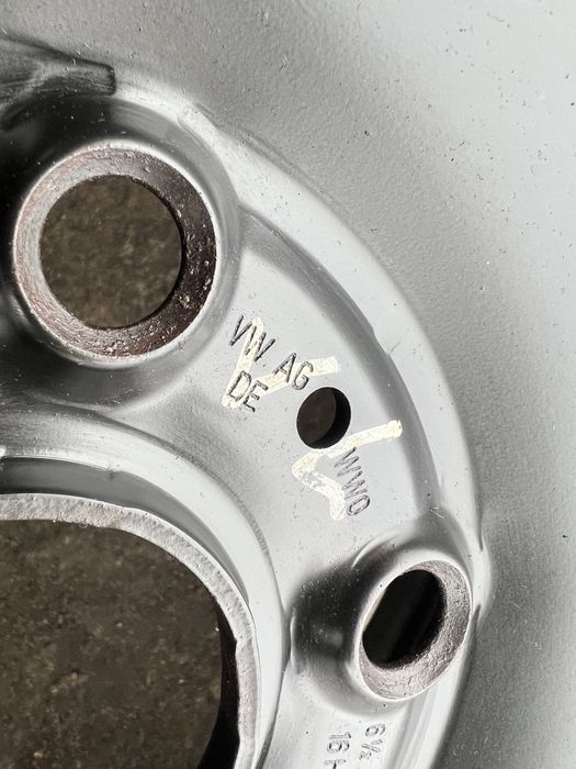 4xfelga stalowa 16'' VW/SEAT/SKODA (5x112 ET46)