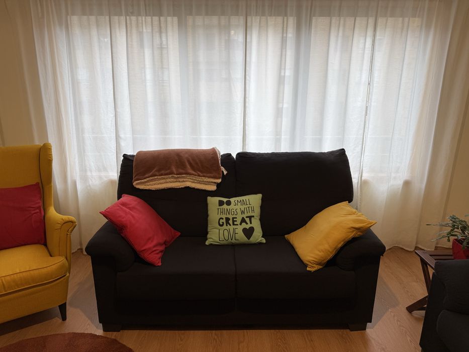 Sofá Conforama ZIP - 2 lugares / tecido preto