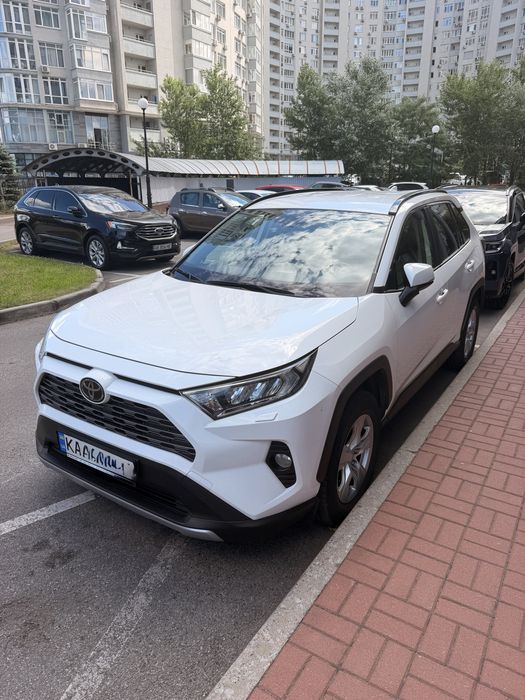 Toyota RAV4, 2020
