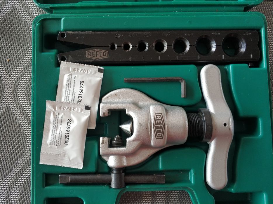 Kielicharka Refco