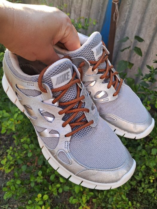 Жіночі кросівки Nike