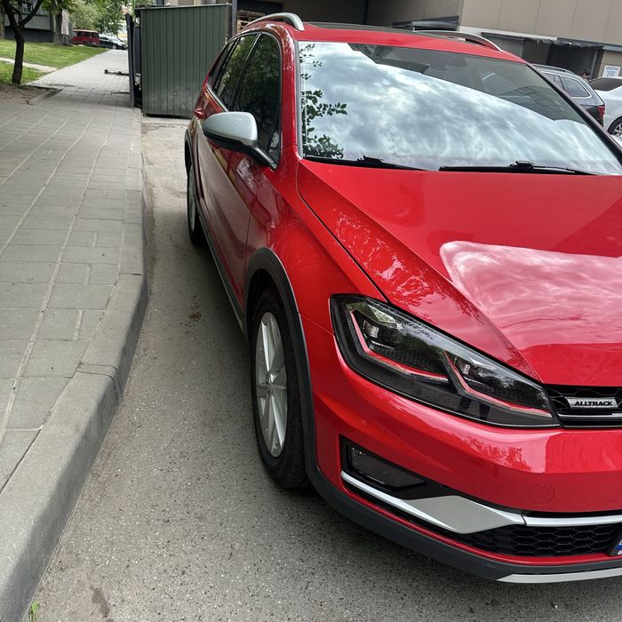 Golf alltrack 2017