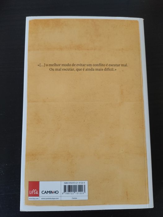O Caçador de Elefantes Invisíveis - Mia Couto