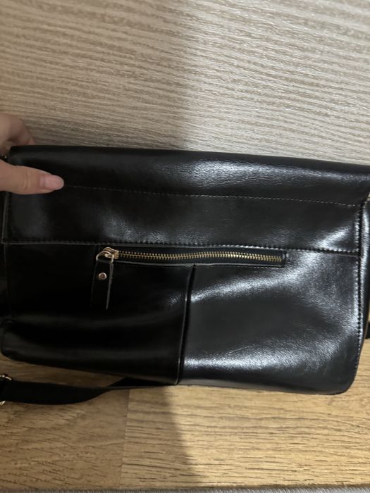 Продам шкіряну сумку