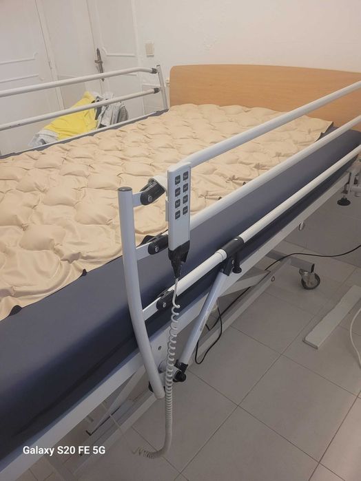 Cama hospitalar