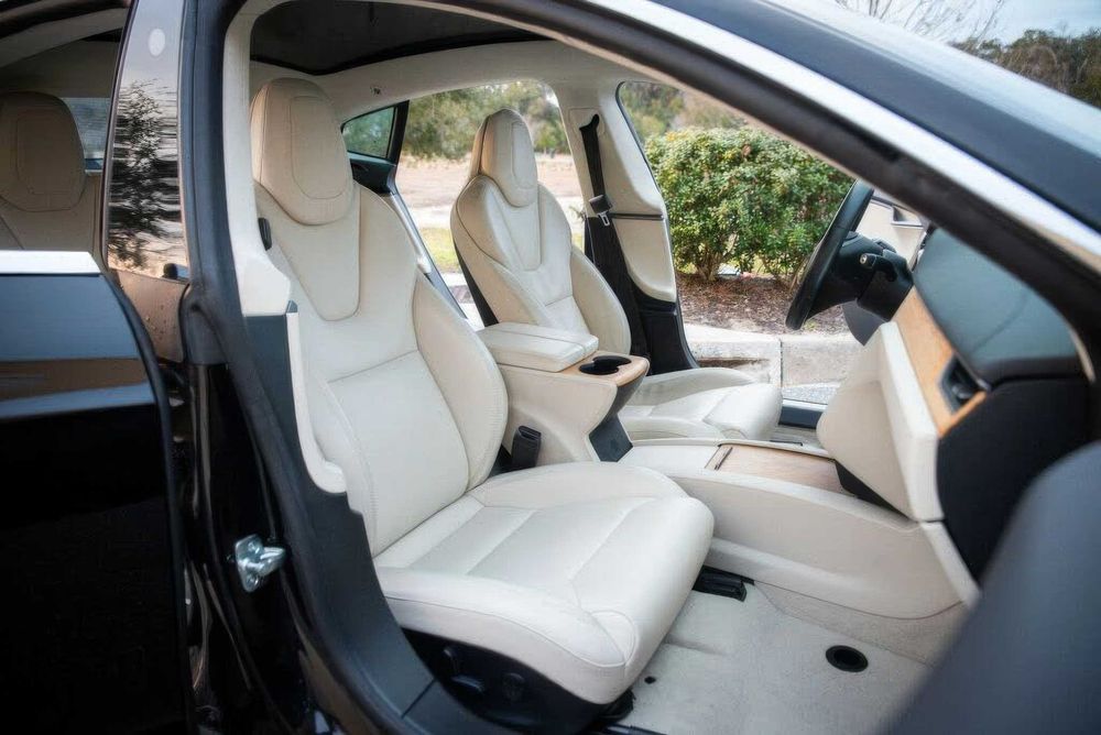 Tesla Model S 100D      2019