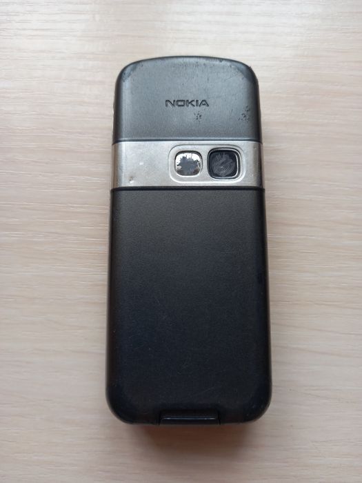 Телефон кнопковий Nokia 6070,RM-166