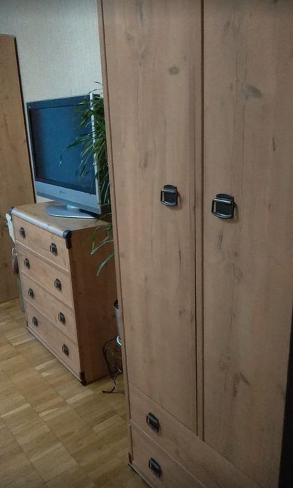 здається кімната,Відрадний масив