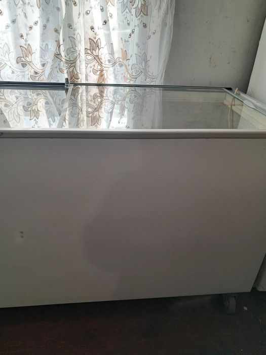 Морозильная камера витринная