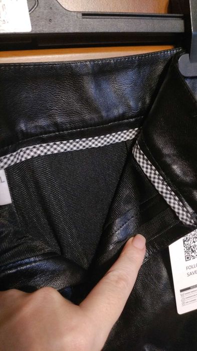 Шкіряні жіночі шорти нові