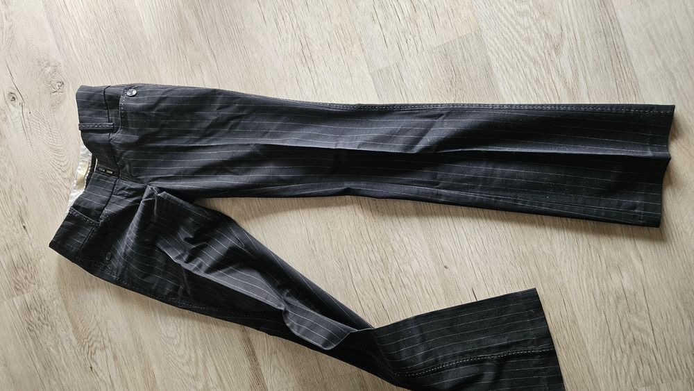 Spodnie modne dzwony Reserved 34 XS