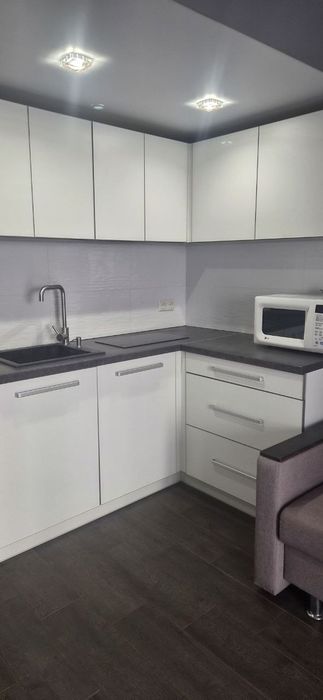 Продам двухэтажную квартиру ул. Косарева 25