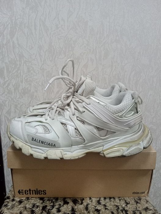 Balenciaga track 1 white