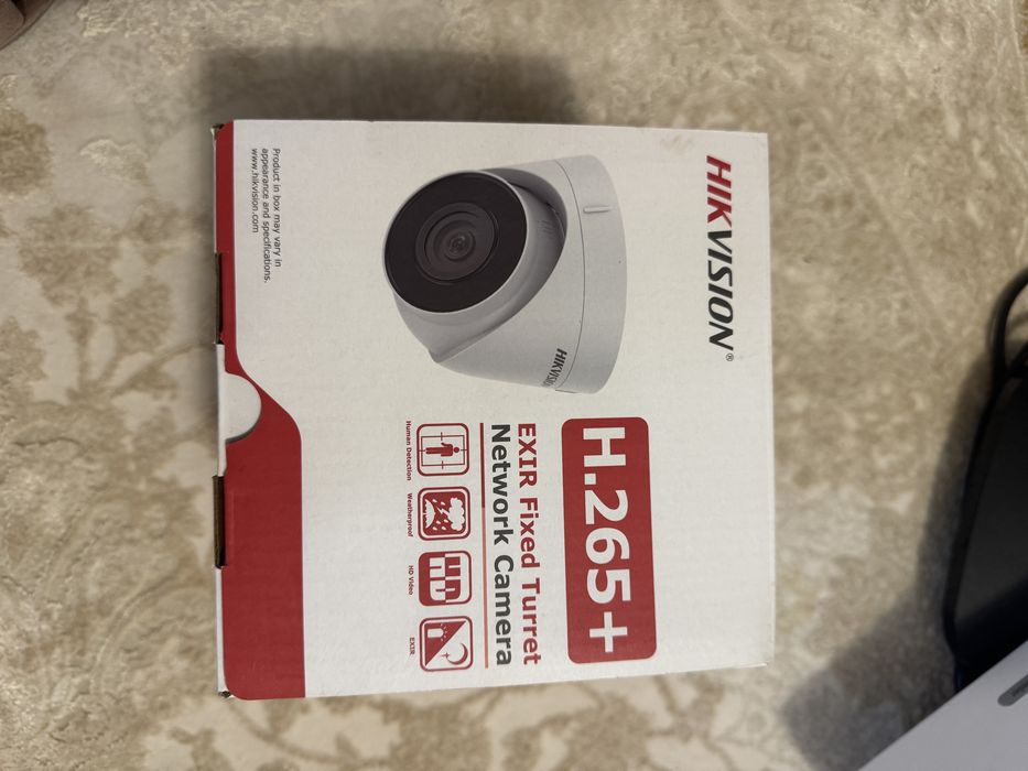 IP камера Hikvision DS-2CD1323G2-IUF 2 Мп (2.8 мм) з мікрофоном вживані