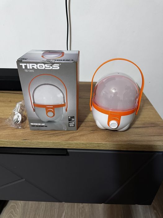 Продам кемпінговий ліхтарик tiross