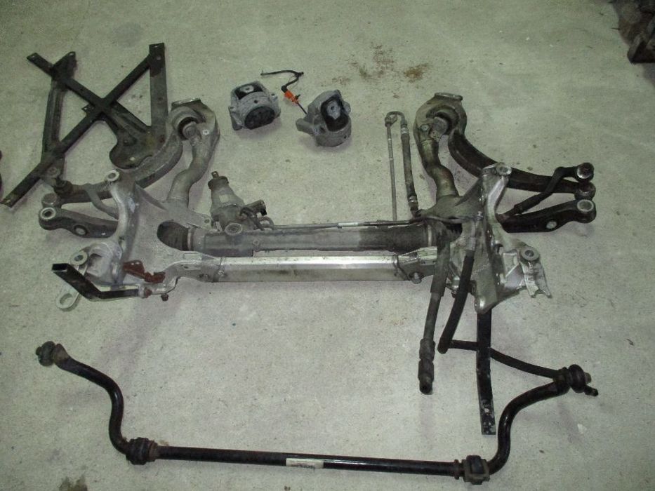 Suspensão Charrion charriot Manga de eixo apoio motor Audi A8 3.0 TDI