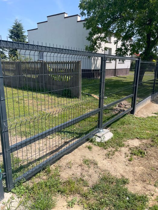 Ogrodzenie panelowe 3D KOMPLET slupki panele podmurówki obejmy BRAMY