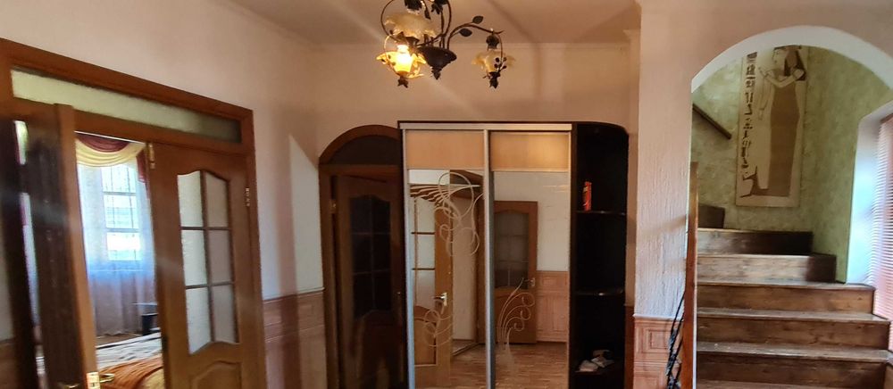Продаж будинку 234 кв.м. вул. Кленова. Без комісійних