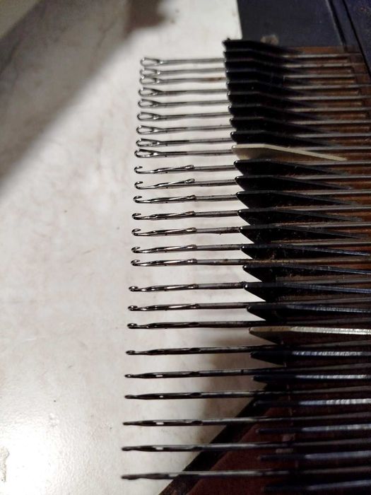 Вязальная машинка "Нева-5"