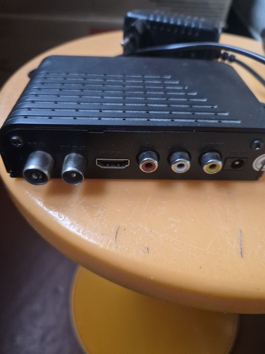 Цифровий ефірних DVB-T2 приймач