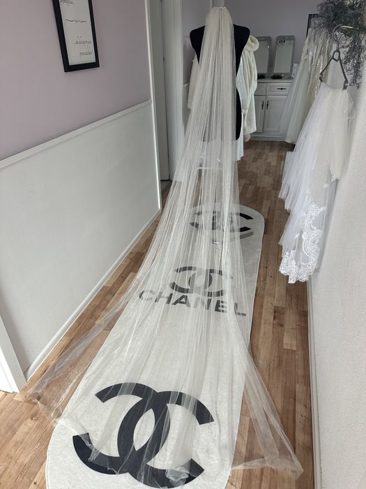 Welony ślubne biale ivory