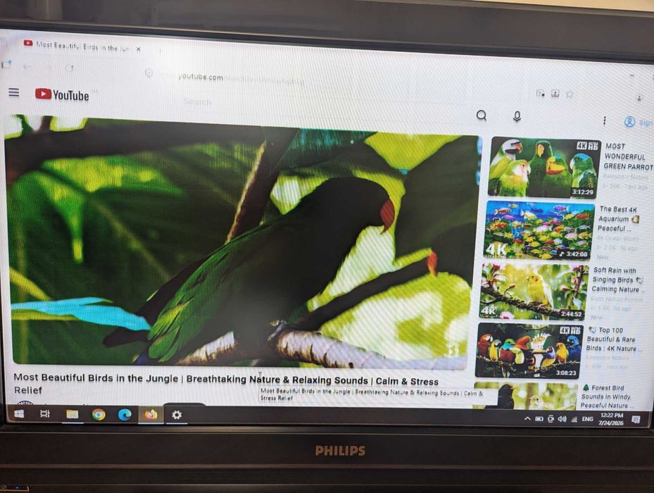 Телевізор 37" Philips 37PFL7662D/12, під ремонт або на запчастини, дефект на фото