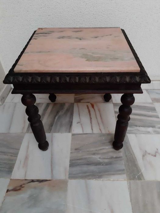 Mesa Centro c/Tampo Pedra Mármore