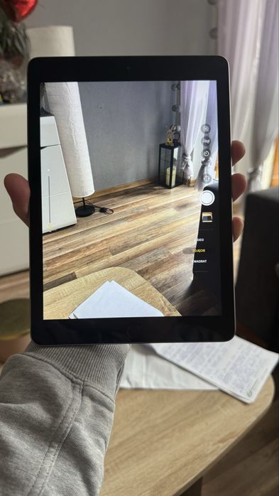 Sprzedam iPad 6 generacji