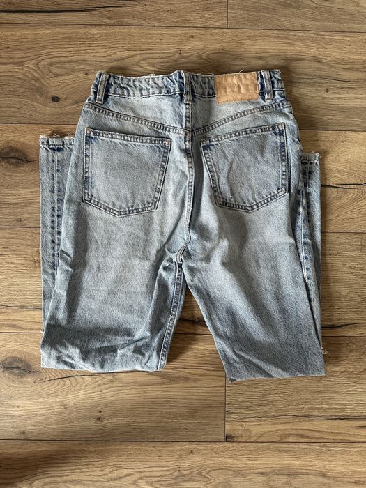 Spodnie jeansowe Zara
