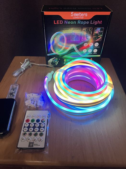 Розумна гнучка неонова стрічка 5 м RGB Лед лента Светодиодная лента