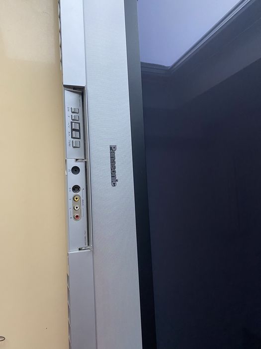 Телевизор 42 дюйма плазмовый VIEГЛ Panasonic TH42PV60R рабочий