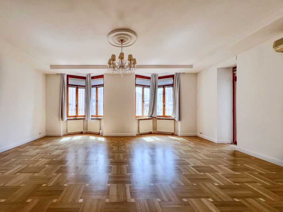 Оренда, вул. Кудрявська, 13–19, 5 кімнат, 202 м², Kiyv rent apartment