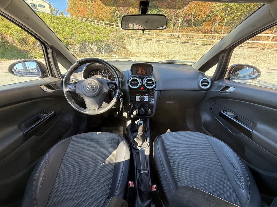 Opel Corsa D 1.2 -07