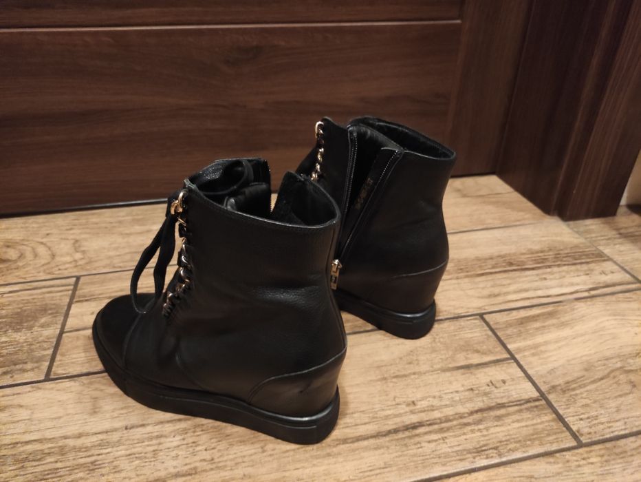 Buty wittchen na koturnie