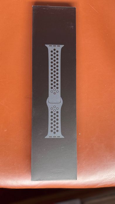 Bracelete Apple Watch Nike 44m preta em bom estado