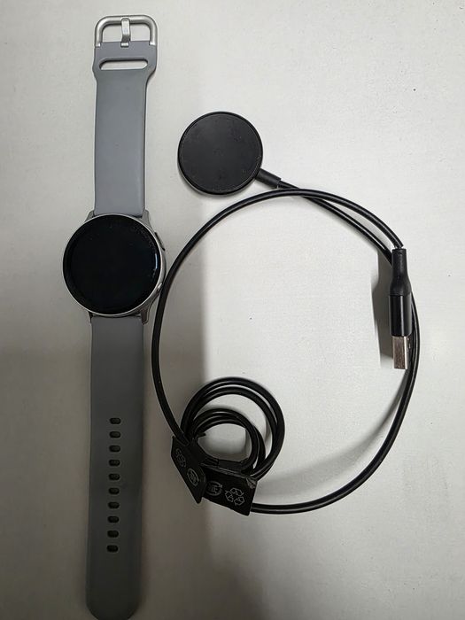 Smartwatch samsung uszkodzony