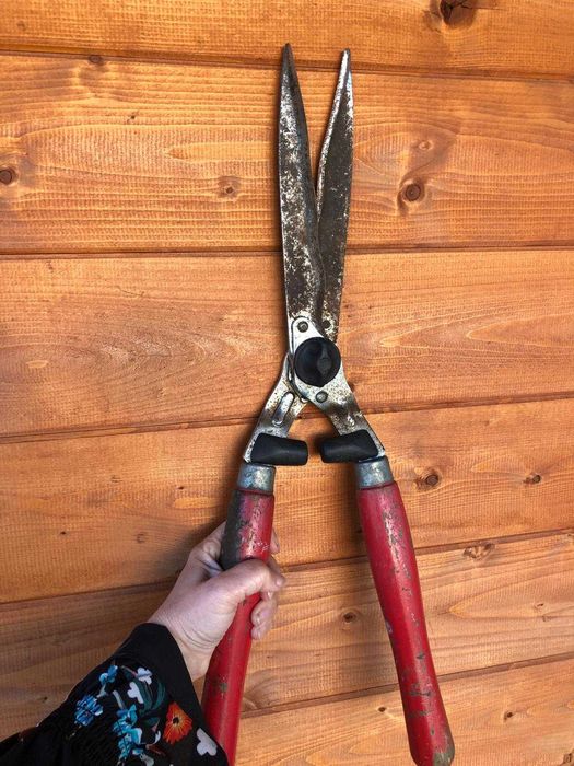 Tesoura Vintage ainda a cortar, bom estado. 45 cms